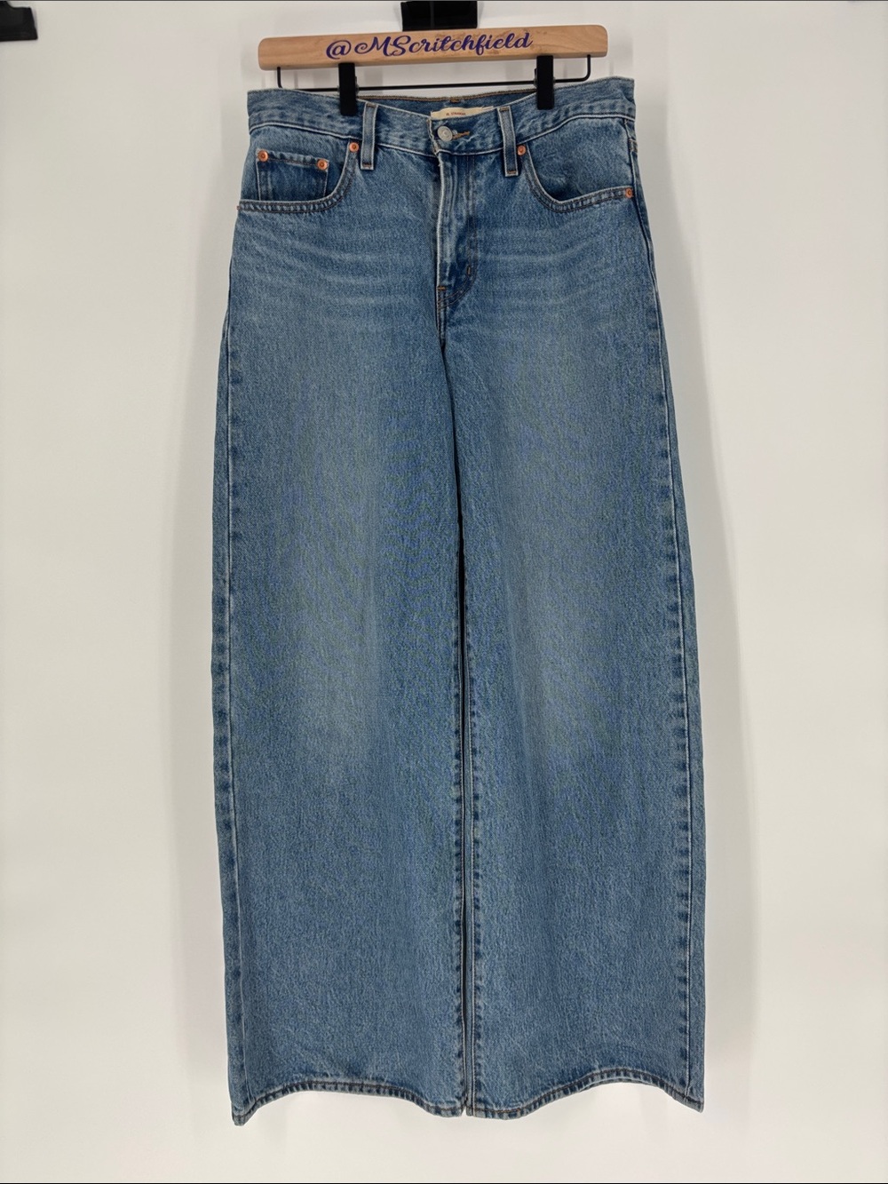 Levi’s XL Straight Wide Leg Mid Rise sz 26